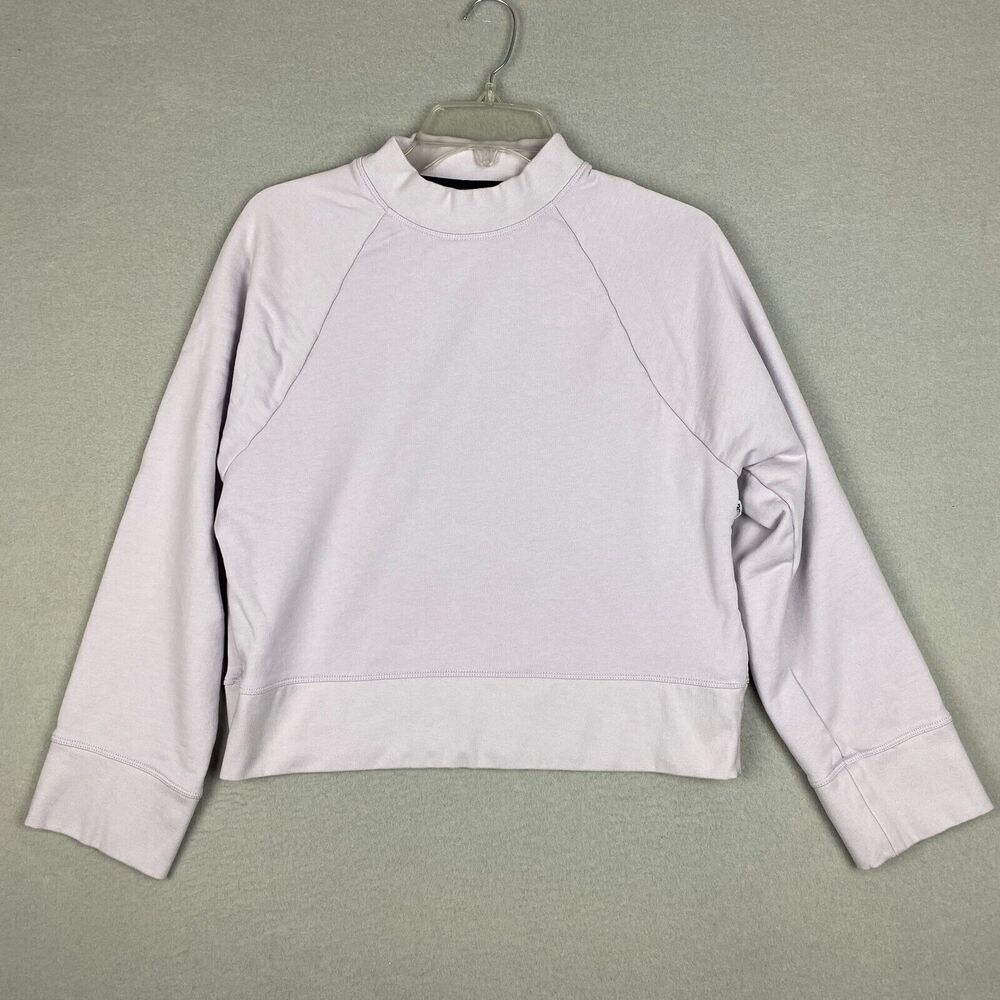 On-Running Womens Medium Cotton Crew Neck Cropped Boxy Sweatshirt Lilac Purple